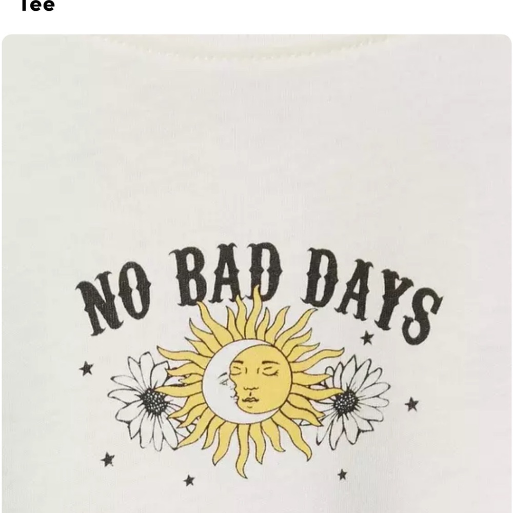 Nwt Torrid White Tee with Sun and Floral Design